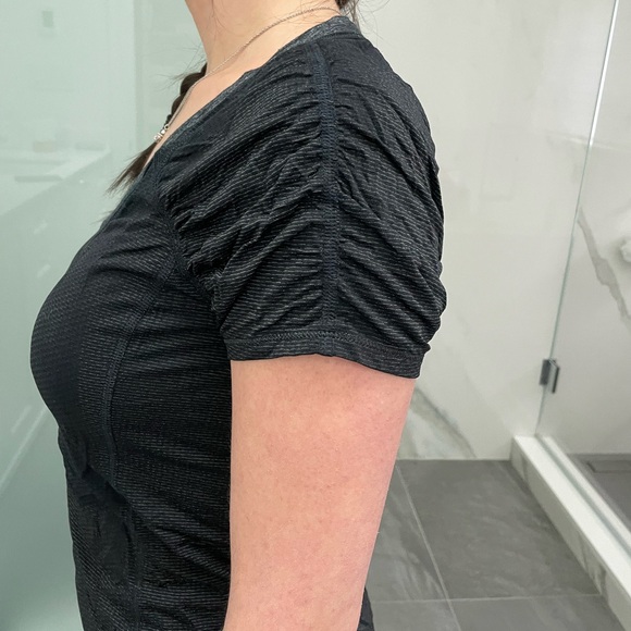 Lululemon V-neck Running Top - Picture 2 of 3